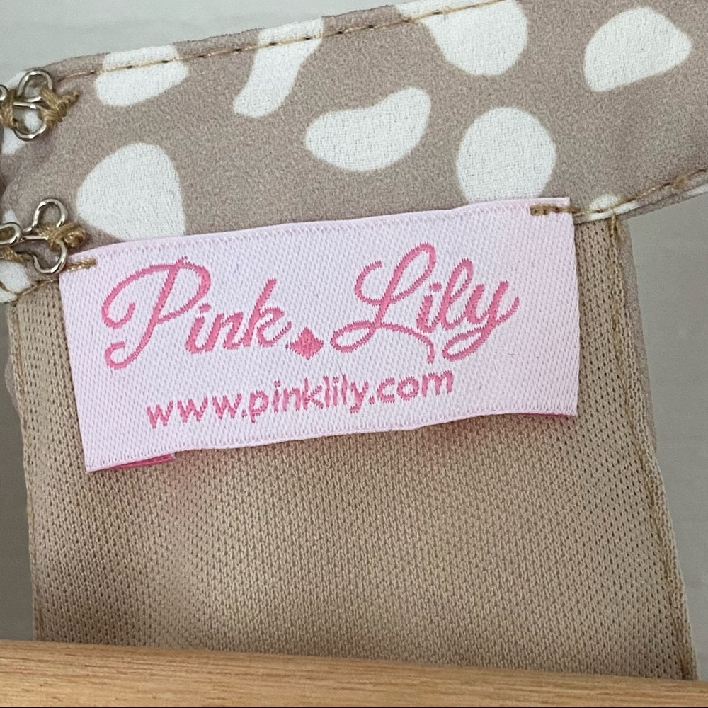 NWOT Pink Lily Won’t Break Your Heart Romper - Picture 8 of 11